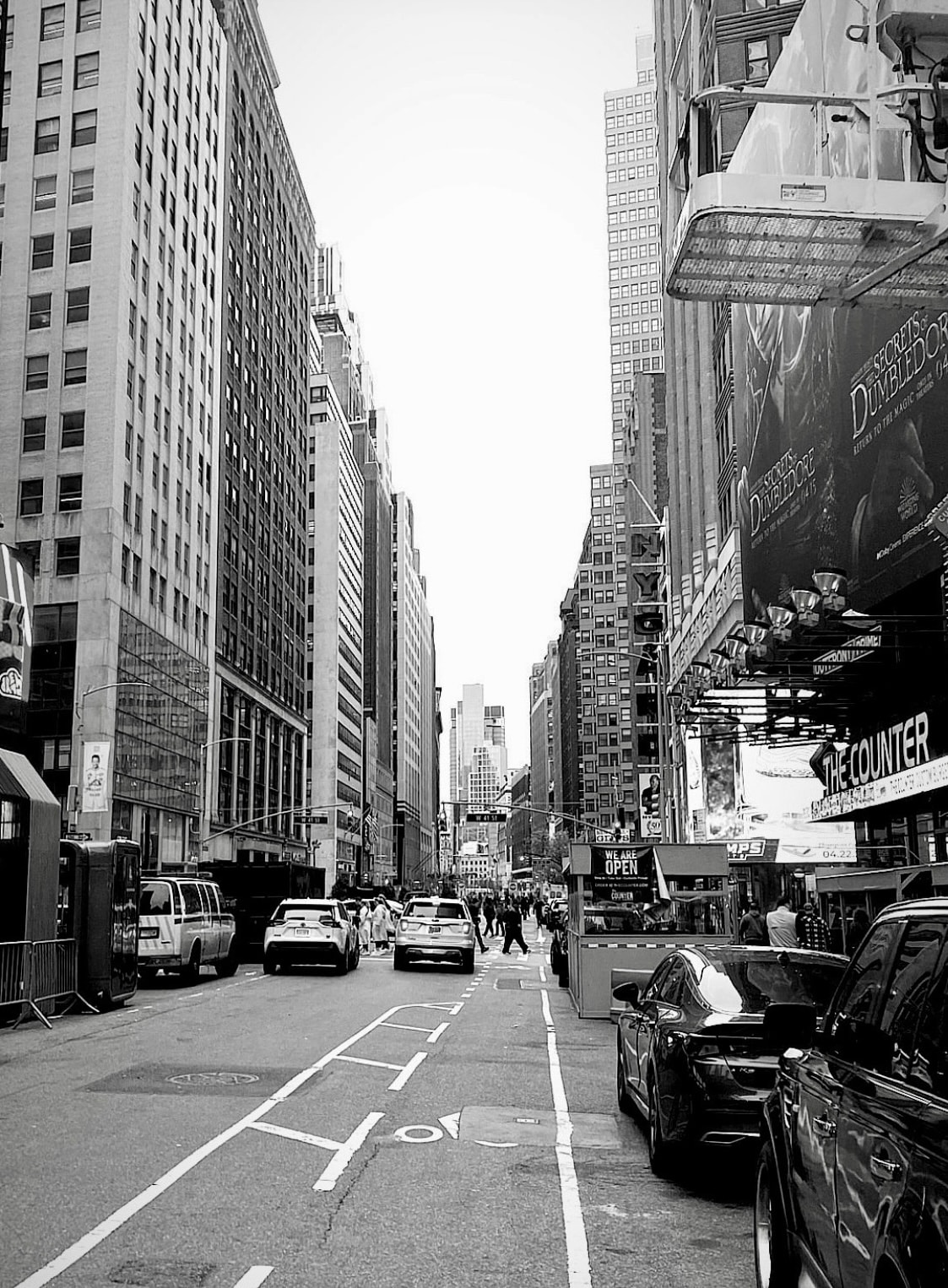 Broadway in Midtown Manhattan, black and white, NYC 2009